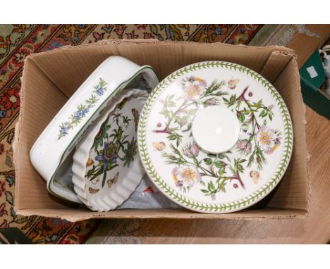 Box of Portmeiroin flan dish, large bread bin, plant pot and four Royal Worcester large roasting dish (4)