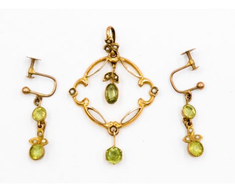 An Art Nouveau 9ct stamped gold, peridot and seed pearl pendant and earring set on screw fixings. 