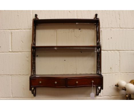 A Georgian designed mahogany wall shelf