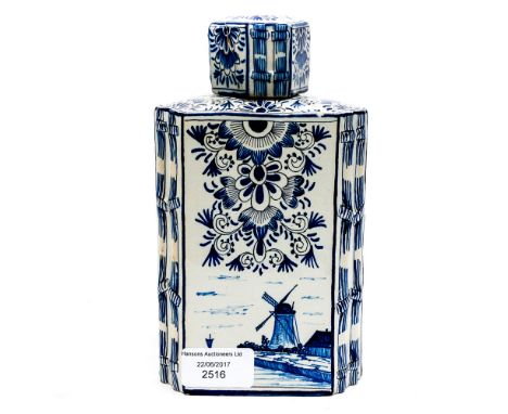 A Delft tea caddy, circa late 19th century