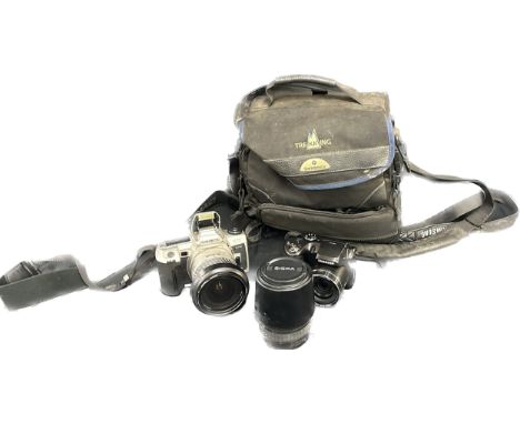 Selection of cameras to include Samsung WB100 camera, Minolta 01002754 and Sigma lens - all untested