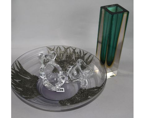 An Art glass vase, a bowl and two animal glass ornaments