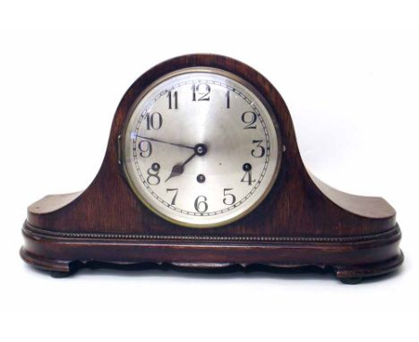 1930's oak cased Westminster mantel clock and key. Condition report: see terms and conditions