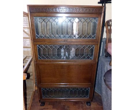 'Globe Wernickle Style' Glazed Bookcase, stamped George Fleet & Co, Stoke-on Trent. Condition report: see terms and condition