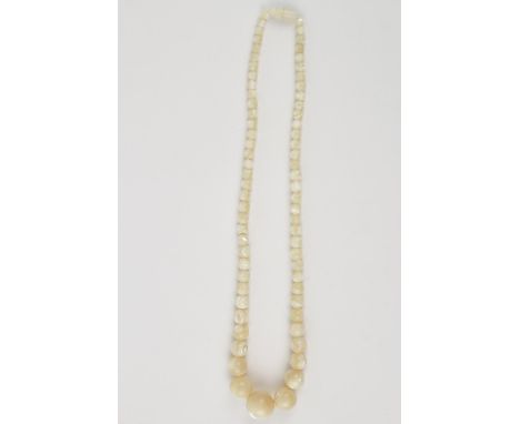 Mother of Pearl Graduated Pearl Necklace 