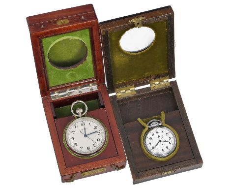 2 Beobachtungsuhren1) Elgin National Watch Co., Elgin, Illinois, um 1940, Decksuhr der Klasse 581 B.W. Raymond für die britis