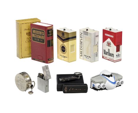 Echo, Ticka, Minox und 5 Spezial-Geheim­kameras1) Suzuki, Japan. Echo 8, um 1951. Geheimkamera in Form eines Feuerzeugs, für 