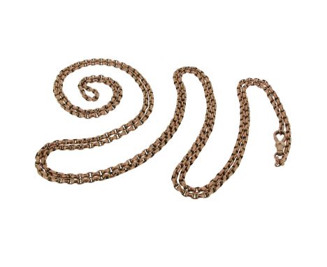 A gold long guard chain, faceted oval links with gold swivel clip. 165cm. 47g.