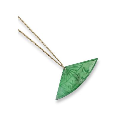 A carved fan-shaped jade pendant, engraved with Chinese characters. 6cm wide. On a fine link gold chain. 
