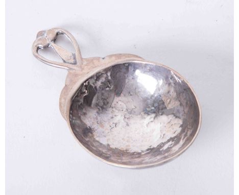 An Arts &amp; Crafts style silver caddy spoon, indistinct makers mark, length 7cm.