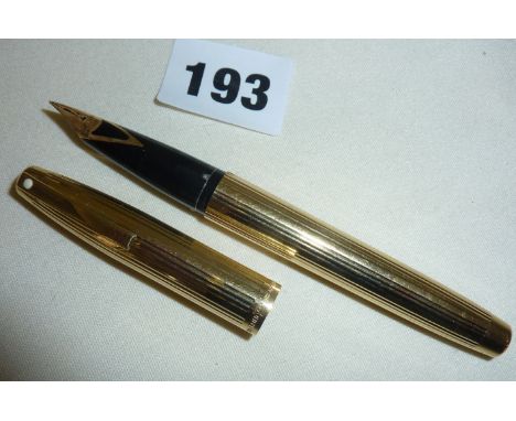 Vintage Sheaffer Imperial fountain pen with gold filled ribbed body and 14k (585) nib