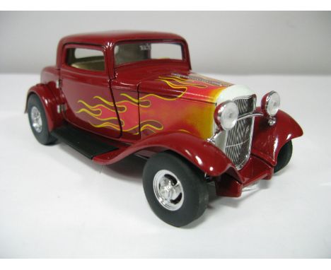 A Boxed Franklin Mint 1:24th Scale Die Cast 1932 Ford Deuce Coupe Hot Rod 'Boyd Coddington', highly detailed model in dark re