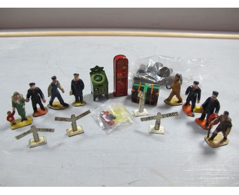 A Quantity of Pre War Original Hornby 'O' Gauge Station Figures/Gradient Posts/Station Accessories etc.