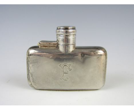 A George V silver hip flask, of squat form, with hinged cap with bayonet closure, Stokes & Ireland Ltd, Sheffield, 1924, 6.5 