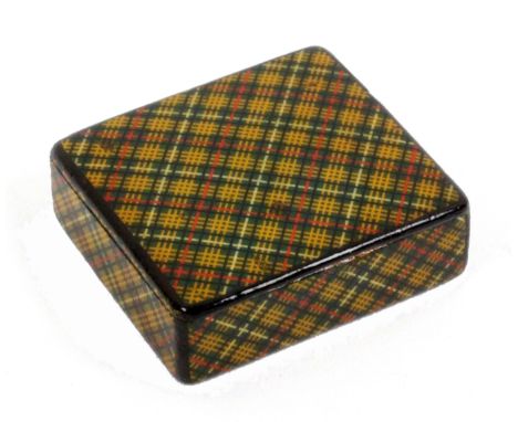 A Tartan ware small snuff box, untitled, wooden hinge, foil 60%, 3 x 2.8 x 1.9cms.