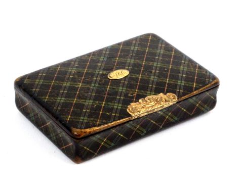 A Scottish sycamore snuff box, by Smith, Mauchline, wooden hinge, covered in tartan style green and yellow within black edges
