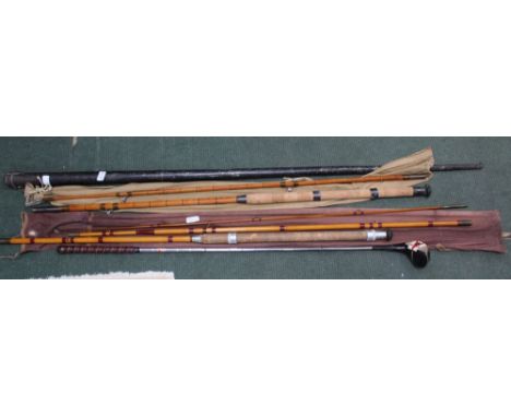 A SELECTION OF VINTAGE SPORTING EQUIPMENT to include fishing and snooker 