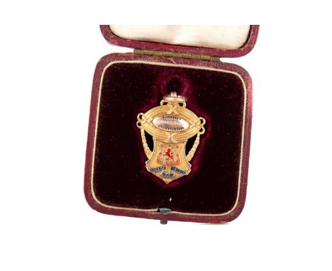 JOHN ROBERTSON OF RANGERS F.C., HIS SCOTTISH FOOTBALL LEAGUE CHAMPIONSHIP GOLD MEDAL, 1912/13  the obverse with central ename