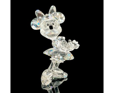 Lead crystal part of the Disney Showcase Collection and she is made with jet crystal eyes and nose. Swarovski Disney etched b