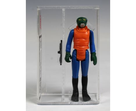 A loose, graded vintage Star Wars Walrus man with original blaster., Cased in acrylic and graded by UK Graders. Figure 90 Pai