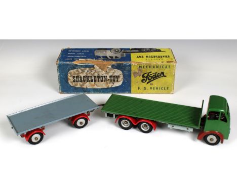 Shackleton Toys - Vintage die cast Foden F.G clockwork flatbed lorry with green body and red chassis. With trailer attachment