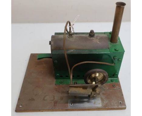 Live steam single cylinder engine with burner, in Bowman Models wooden box 