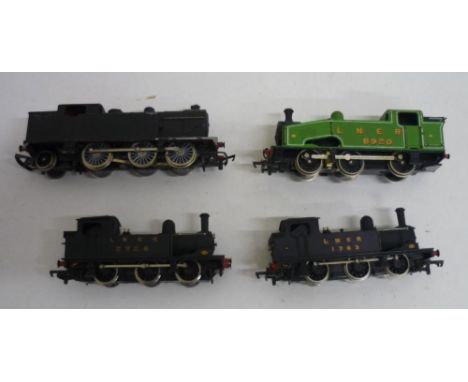 Wren 0-6-2 OO gauge locomotive, two Mainline 0-6-0 black LNER OO gauge locomotive and a Lima 0-6-0 LNER green locomotive (4) 