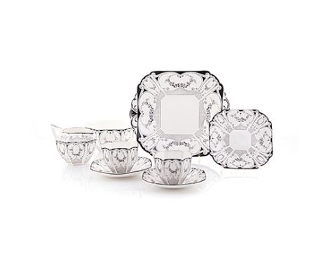 A SHELLEY ‘GARLAND OF FLOWERS’ PATTERN PART TEA SERVICE, 1925 – 1940 each printed with black garlands and scrolls against a w