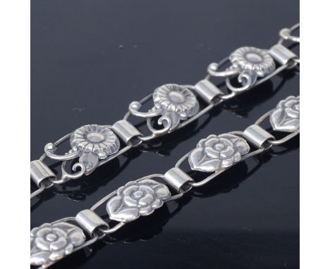 C BRUMBERG HANSEN - an Art Nouveau Danish silver Daisy panel bracelet, maker's marks CBH, bracelet length 19.5cm, and HENRY R