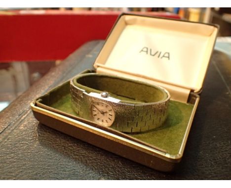 Boxed Avia ladies 17 jewel wristwatch  CONDITION REPORT: This item was working at lotting up 