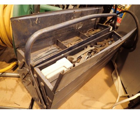 Metal cantilever tool box full of tools 