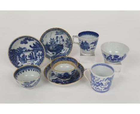 Small selection of blue and white porcelain, including Caughley birds in branches tea bowl, circa 1780; Caughley Pagoda patte