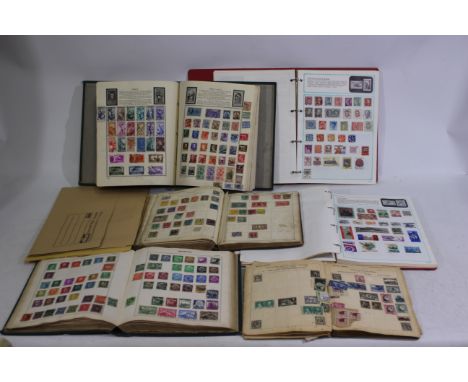 Philately - A collection of vintage albums containing foreign stamps.