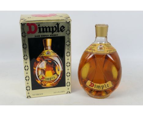 Haig Dimple, 26⅔ fl oz, 70° proof, wire wrapped bottle, level upper shoulder, contained in presentation box, likely a 1970's 