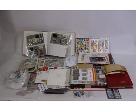 Philately - Lot to include loose stamps, UK and foreign, philatelic literature and other.