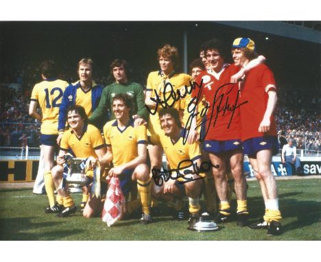 ARSENAL 1979, football autographed 12 x 8 photo, a superb image depicting the 1979 FA Cup winners celebrating with their trop