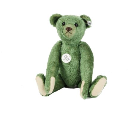 A Steiff Limited Edition 1908 green Teddy Bear, in original box with certificate, 927 of 3000, 2005