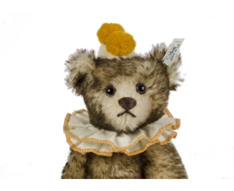 A Steiff Limited Edition Teddy Clown 1928, Steiff Club Edition 1993/94, 3222 for the year, in original box with certificate (