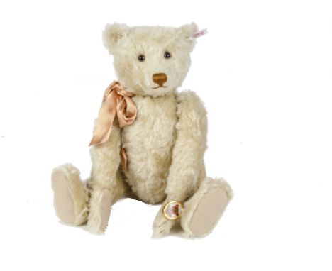 A Steiff for Teddy Bears of Witney Xenia Teddy Bears, 1231 of 1500, in original box with certificate