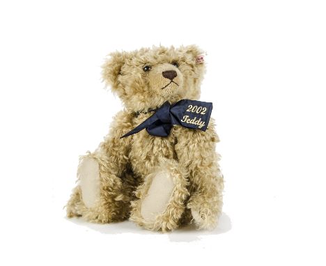 A Steiff Year Edition Centenary Teddy Bear, 2002, No.4313, in original box with certificate