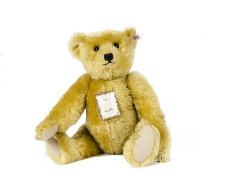 A Steiff Limited Edition British Collector’s brass Teddy Bear, in original box with certificate, 3529 of 4000, 2001