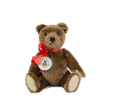 A Steiff Limited Club Edition Teddy Bear dark brown 1950, in original box with certificate, 2535 for 2001