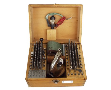 Boley &amp; Leinen staking set, within a light oak case