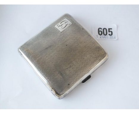 Cigarette case, engine turned sides, B’ham 1930 60g.  