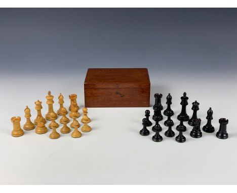 An early 20th century ebony and boxwood Jaques type Staunton chess set, in wooden box