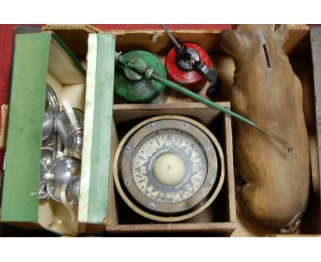 Mixed lot to include; ships compass, cased childs teaset, two oil cans etc 