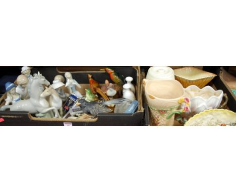 A box of mixed modern ceramics to include Lladro type porcelain figures, Beswick greenfinch No. 2105, other birds, glass pape