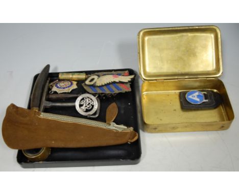 A small quantity of military items to include; 1914 Mary tin, corkscrew, boot-pull,  'For King and Empire' service badge etc 