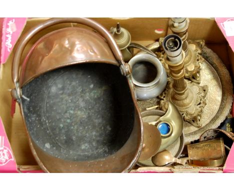 Assorted metalwares to include; copper helmet scuttle 