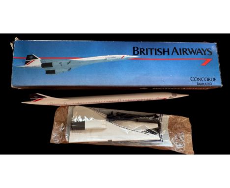 British Airways Concorde model plane scale 1:250, in original box. Est £